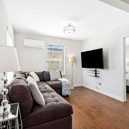 Stunning & Vibrant Apt 7 Min From Tx Med Center Houston Bagian luar foto