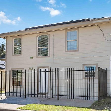 Stunning & Vibrant Apt 7 Min From Tx Med Center Houston Bagian luar foto