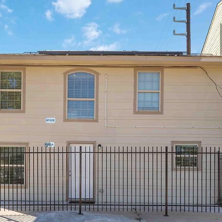 Stunning & Vibrant Apt 7 Min From Tx Med Center Houston Bagian luar foto